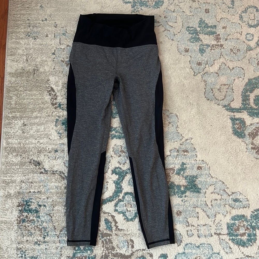 Lululemon Leggings - size 8